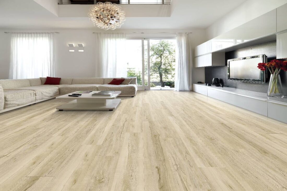 Hydro Max Monsoon Maple Room Scene